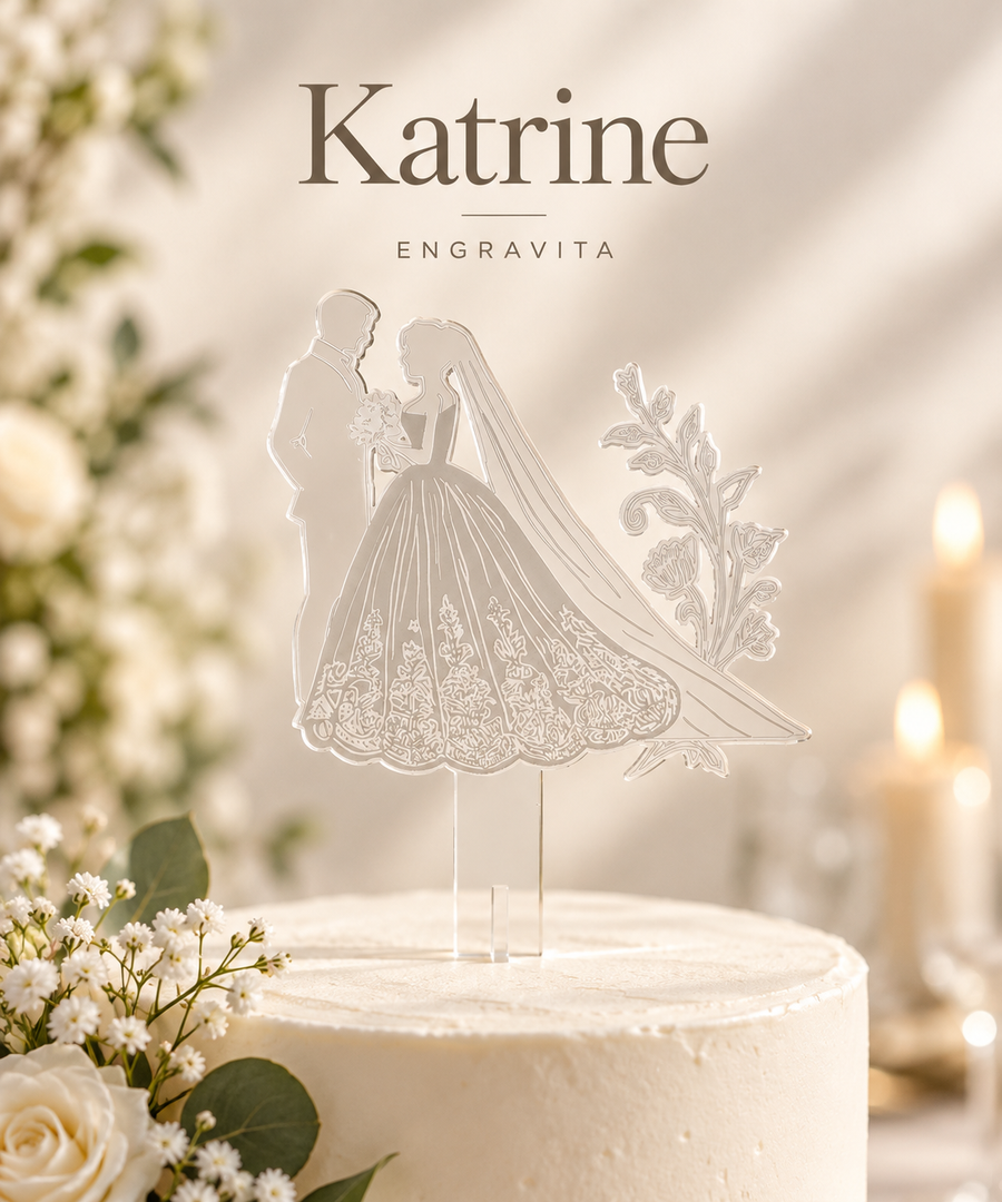 Katrine – kagetop i krystalklar akryl til bryllup – minimalistisk produktplakat
