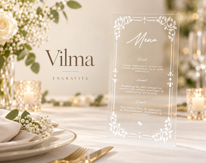 Vilma – krystalklart menukort i akryl til bryllup – minimalistisk produktplakat